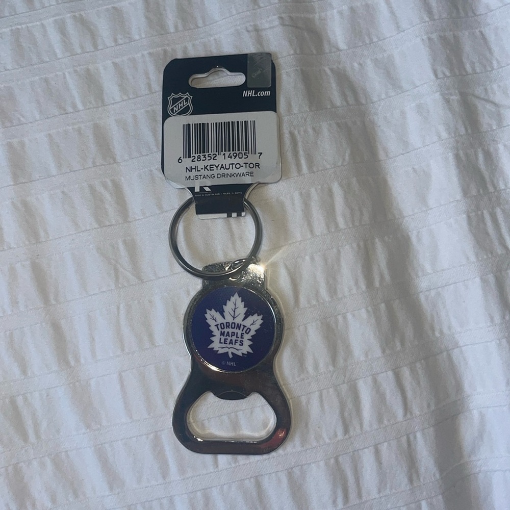 Toronto Maple Leafs Bottle opener key chain